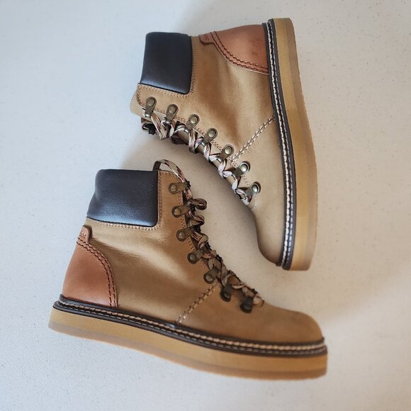 See By Chloe Bootie "NEW" - Picture 8 of 16